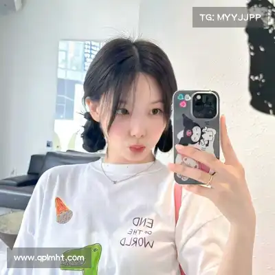 万桢翼
